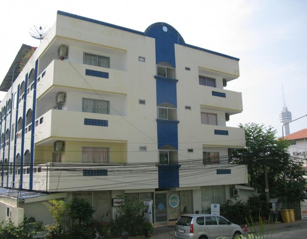 Paramita Apartment *